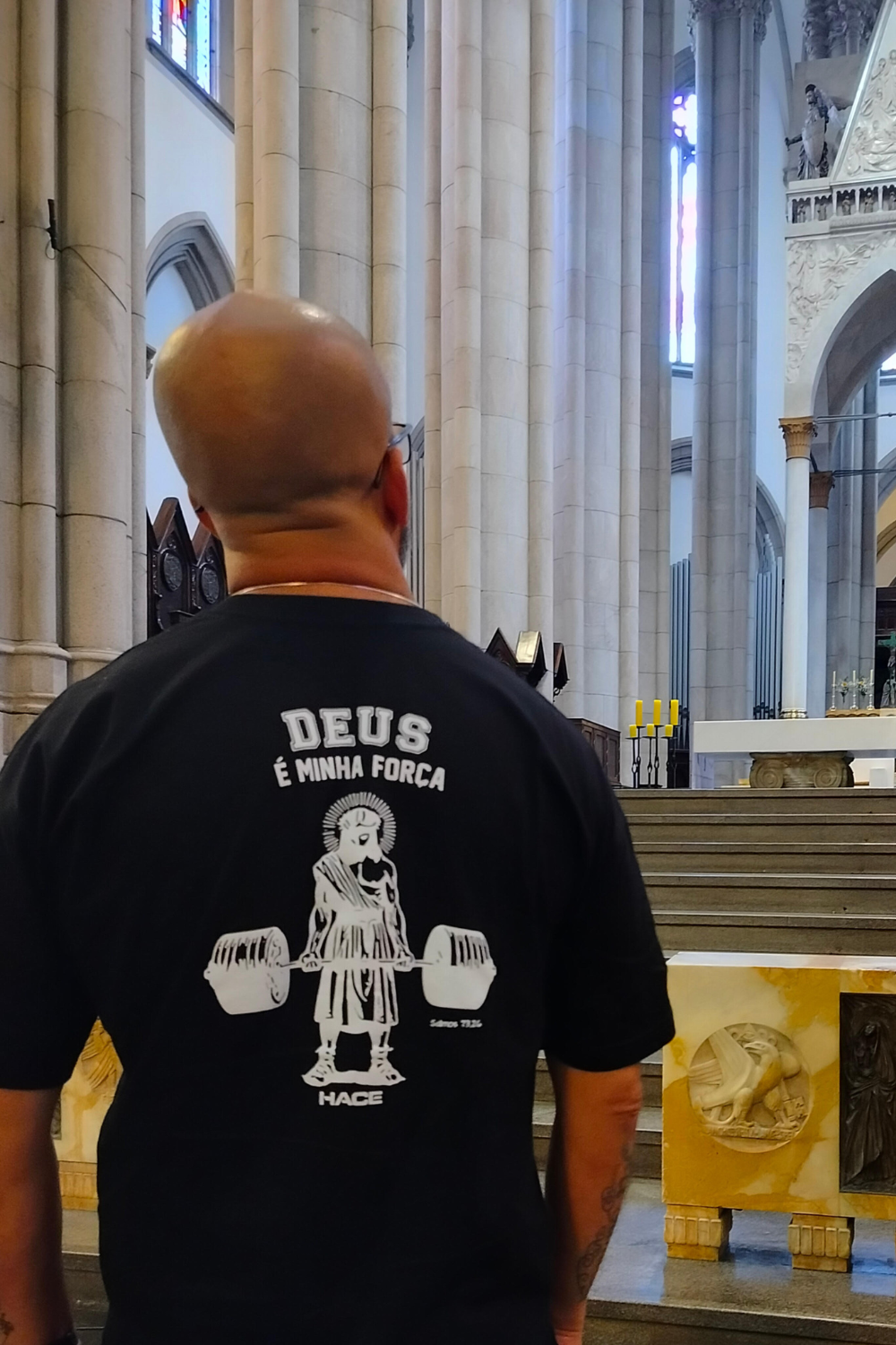 Camisa Oversized Deus é Minha Força
