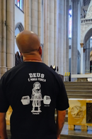 Camisa Oversized Deus é Minha Força